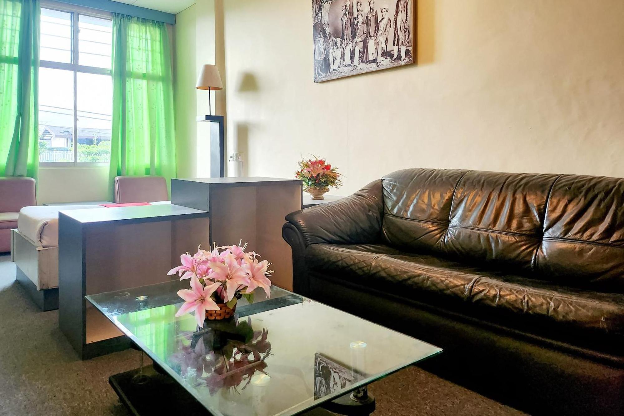 Reddoorz Near Pelabuhan Sri Bintan Pura Tanjungpinang Exterior foto