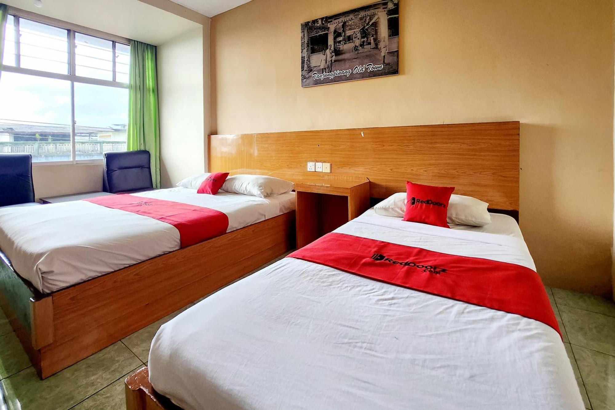 Reddoorz Near Pelabuhan Sri Bintan Pura Tanjungpinang Exterior foto